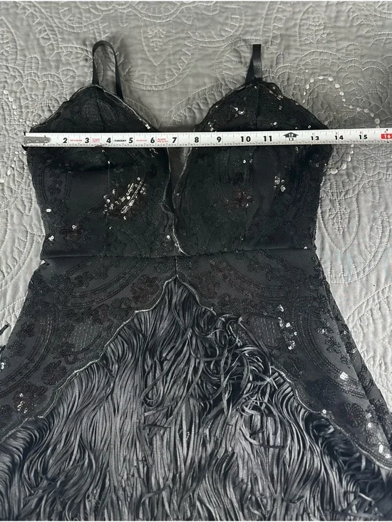 Windsor Women’s Black Sequin and Fringe Romper NWT Size M - Picture 7 of 14